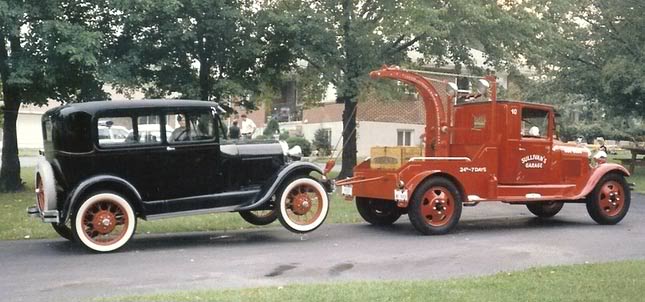 OLD RED TOW